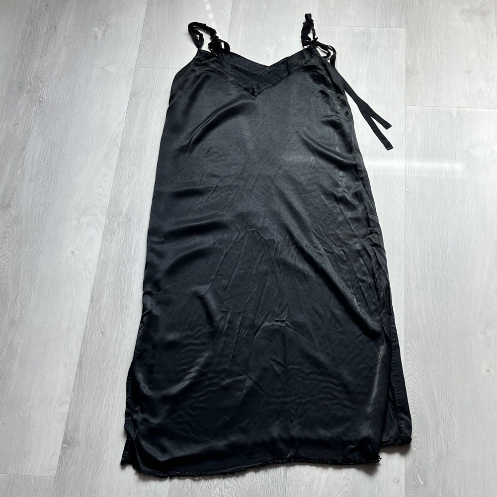 RAQUEL ALLEGRA SATIN BLACK DRESS OVERAIZE MIDI SIDE SLIT WOMENS 0